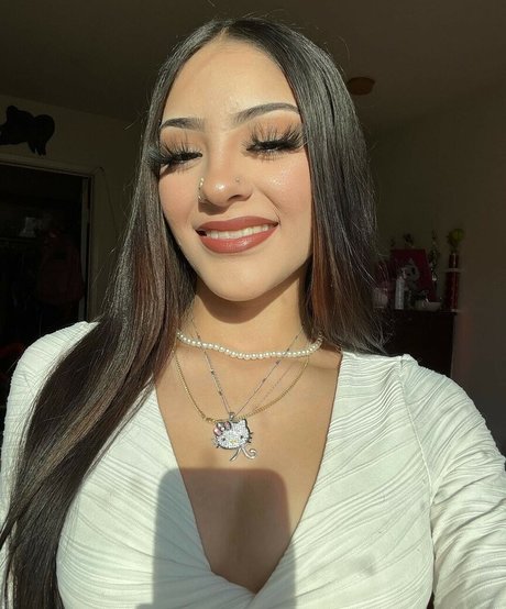 katiiebaeb nudes pornstar picture