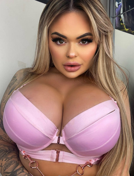 skinny shemale onlyfans sexy naked images