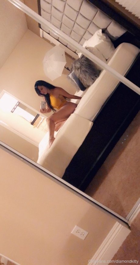 Diamond Kitty star xxx archive