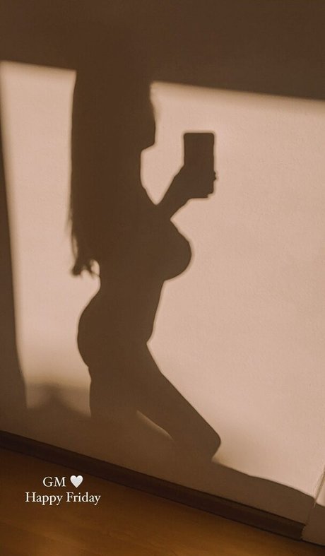 Miss Sophy hot model image