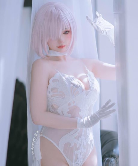 Wendydydydy model naked image