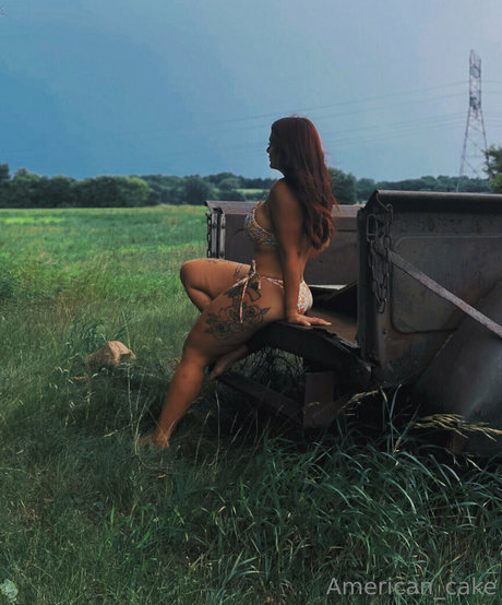 thecakequeen00 erotic model galleries