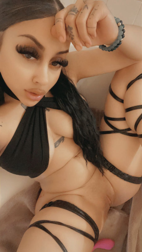 Bellthegemini star naked gallery