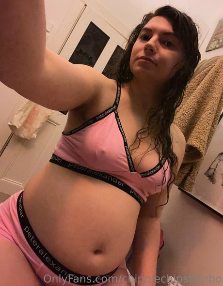 chippiechipsbimbo high quality pornstar pics