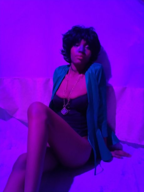 Crystal Rose model sexy galleries