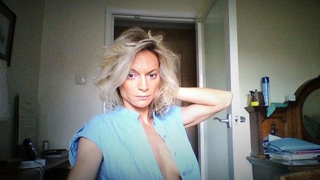 sassyblondepeach top model archive