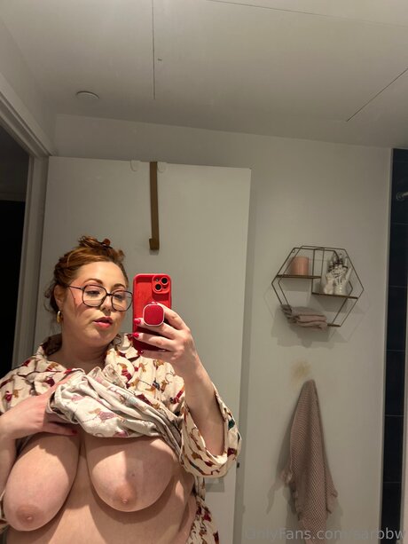 hottest trans onlyfans pornographic image