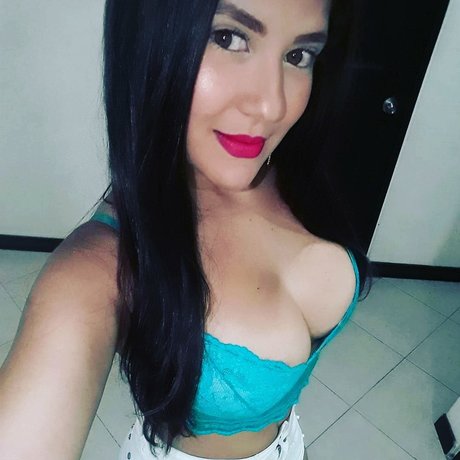 saracam nude model galleries