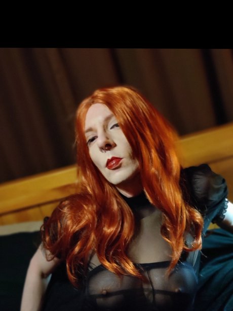 Sara Nous star nice images