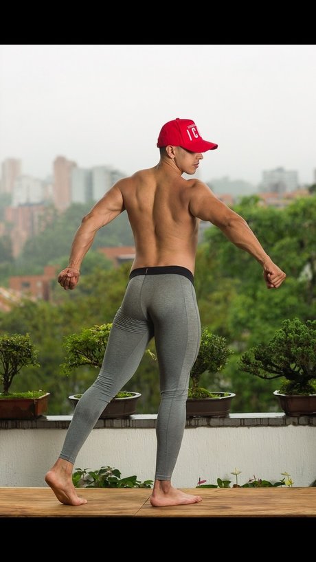 Santi asthetic pornographic model images