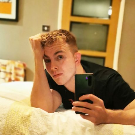 Sam Steiner FREE sexy model image