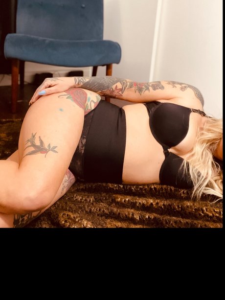 Ryan Lovemodel sex pornstar img