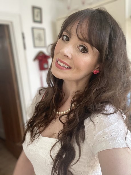 _Luna Deleis_ perfect star photo