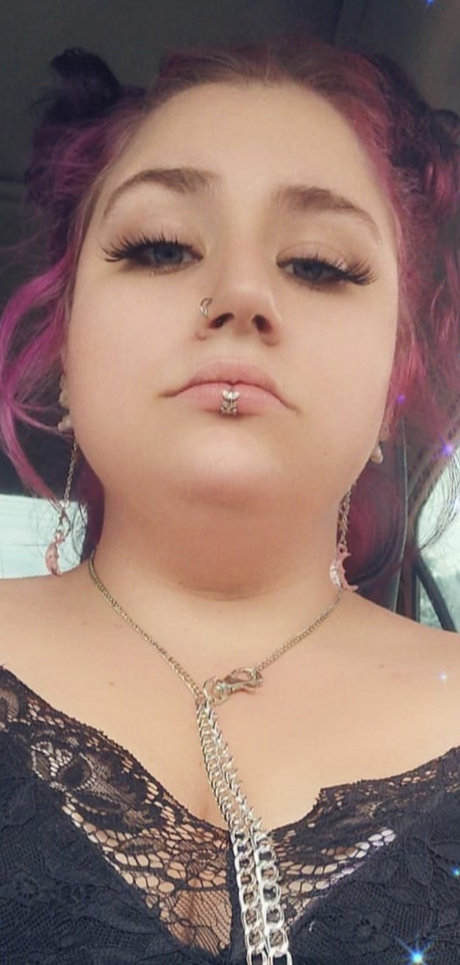 Strawberrii77 star xxx pic