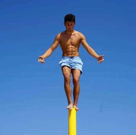 luii best model image