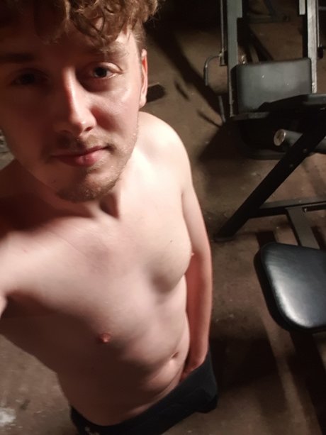 StraightBoy sexy model picture