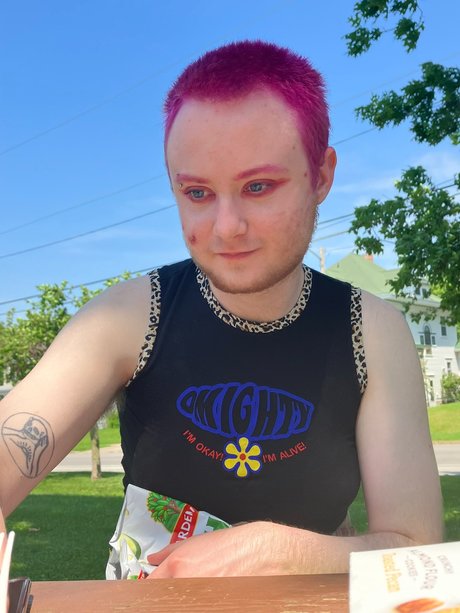 LunaPeter best model pic