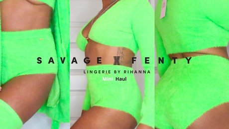 Sayrova Closet porn model photo