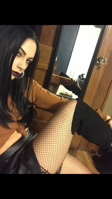 sienna star exclusive archive