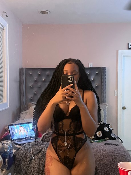 PLUTO model exclusive pic