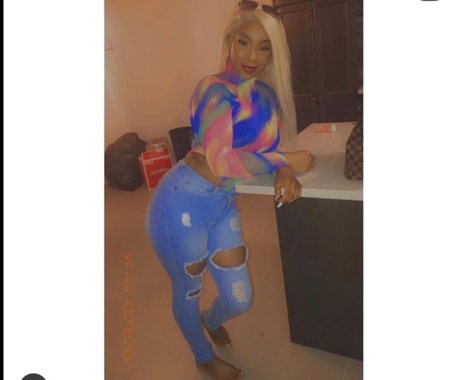 busty mom onlyfans exclusive pics