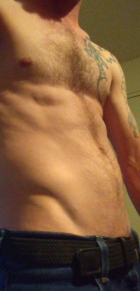 XXXBadBradleyXXX model pretty pictures