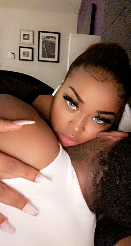 Sincerely Melody porn model gallery