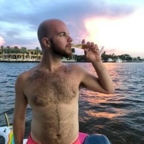 Thomgrahm star erotic pics