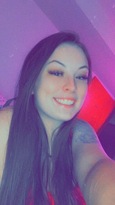 emily Snyder top actress image