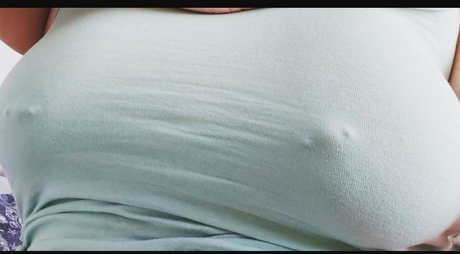 ThiccWitchyBitch pornstar erotic gallery