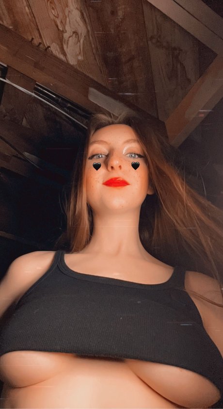 Sriracha_ sexy pornstar pics