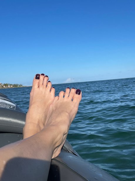 Yoa H sexy model pictures