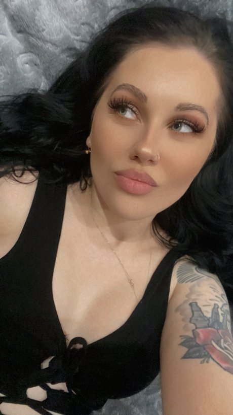 Only yours truly model perfect galleries