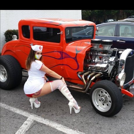 Wickedkitty420 beautiful model gallery