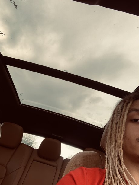 Yung profit hot actress galleries