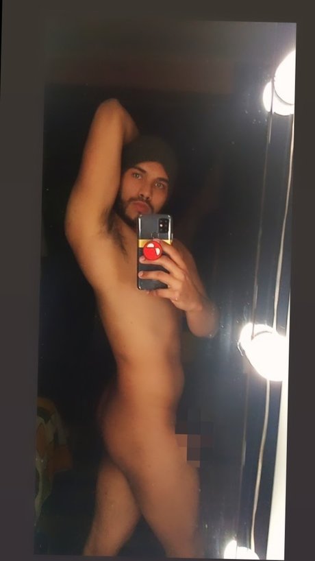 Alex rojas perfect star photos