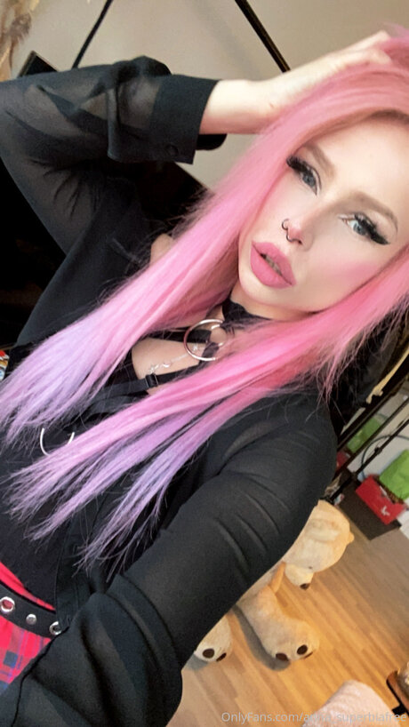 Superbia star sexy photos