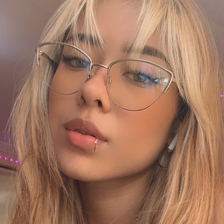 Sue Sun model erotic archive