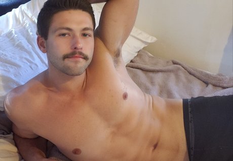 Tyler Wilson model hd picture