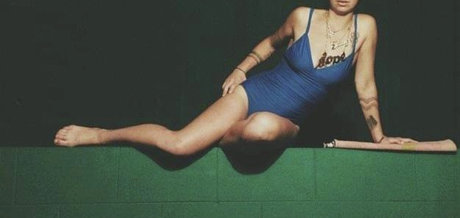 The Real Ell Eee model nice pic