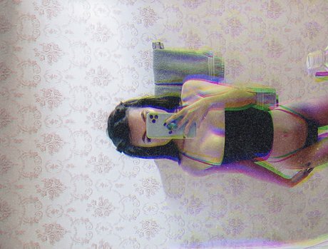 Hannah Love hot pornstar images