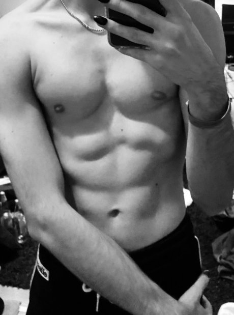 NEW Jonas beautiful model photos