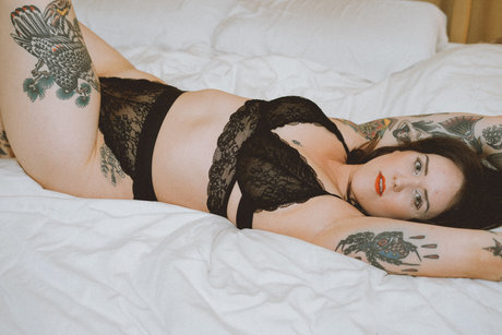 Hilary Jane adult model archive