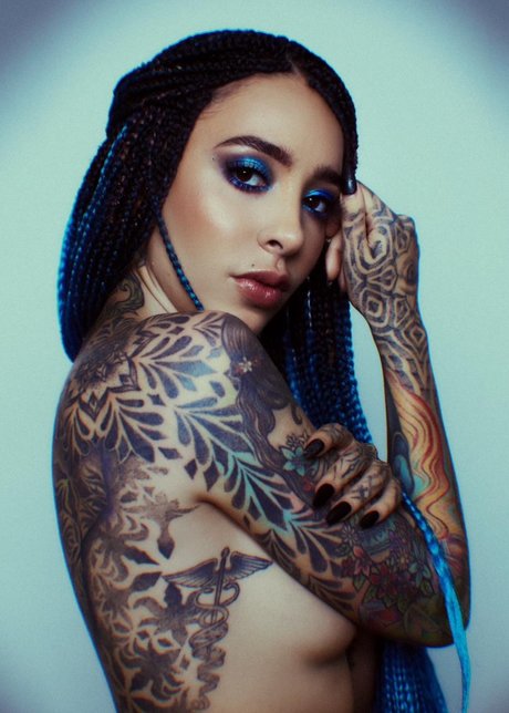 Mane Figueroa nudes model archive