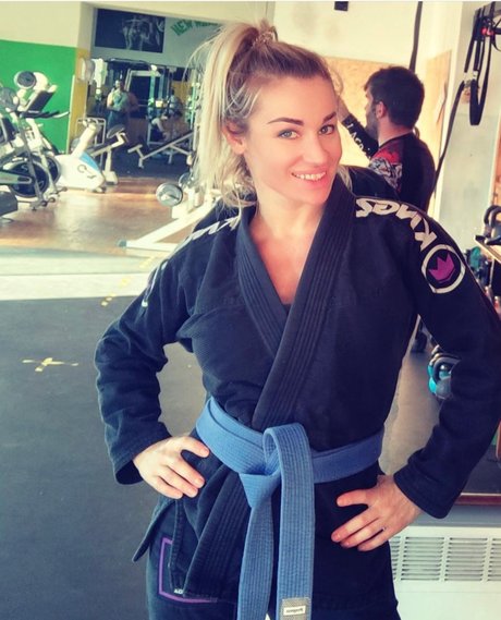 Pamela Queen pornstar nice images