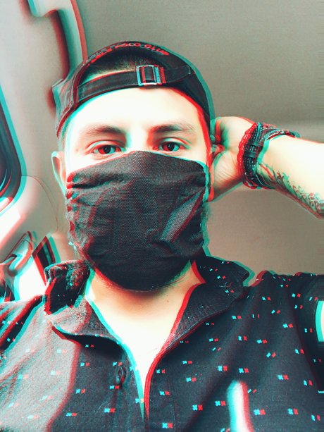 Daniel Vader model pic