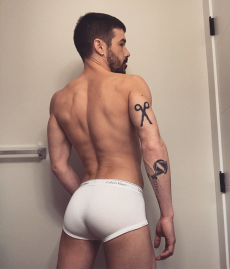 Otis Scant model exclusive pictures