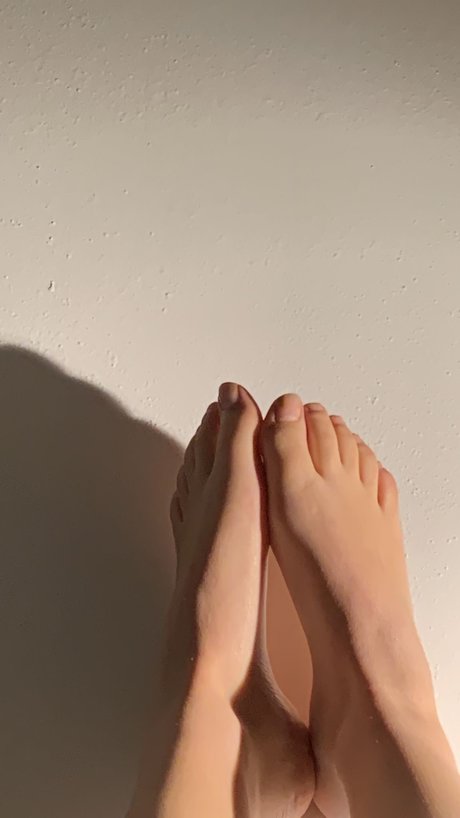 juicy feet pretty actress picture