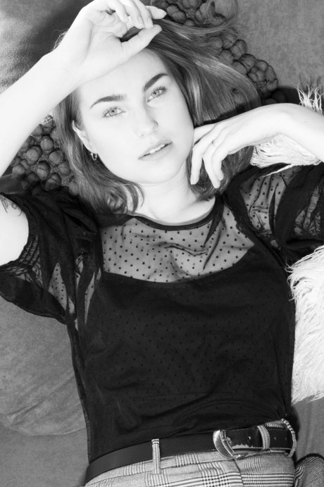 Sophia Auburn beautiful model pics