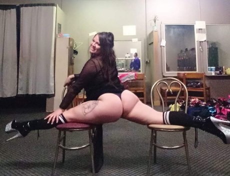 No va c ai e adult star img